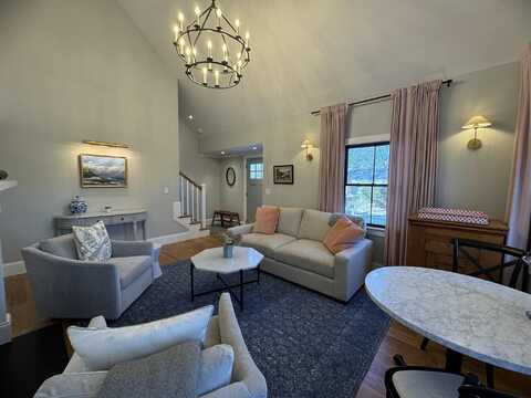 21 Oak Lane, Osterville, MA 02655