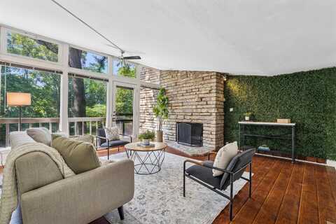 2109 W 5 Avenue, Marble Cliff, OH 43212