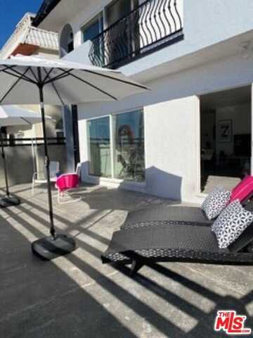 2609 Ocean Front Walk, Venice, CA 90291