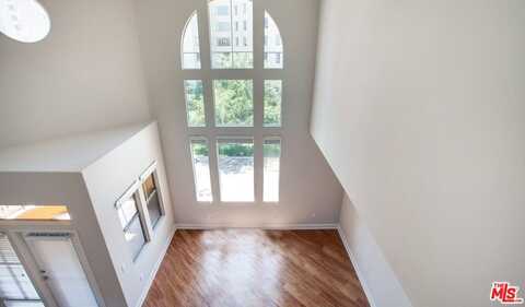 348 S Hauser Blvd, Los Angeles, CA 90036