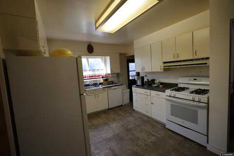 824 9th Street, Evanston, WY 82930
