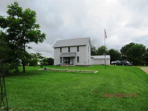 719 Quincy Avenue, Clarence, IA 52216