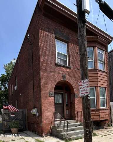7 Glen Avenue, Troy, NY 12180