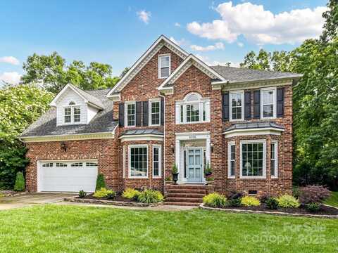 4806 Shannamara Drive, Matthews, NC 28104