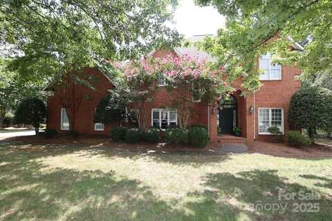 10840 Congressional Club Drive, Charlotte, NC 28277