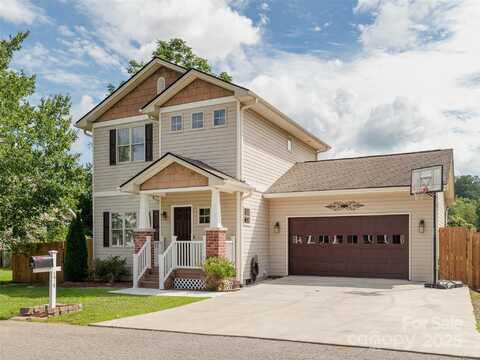 174 Springfield Meadow Drive, Etowah, NC 28729