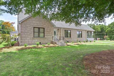 1513 S Ridge Avenue, Kannapolis, NC 28083