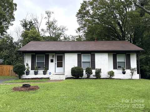 3709 Topsfield Road, Charlotte, NC 28211