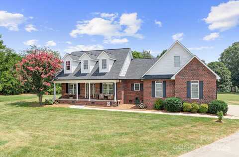 4380 Woodsbury Lane, Lincolnton, NC 28092