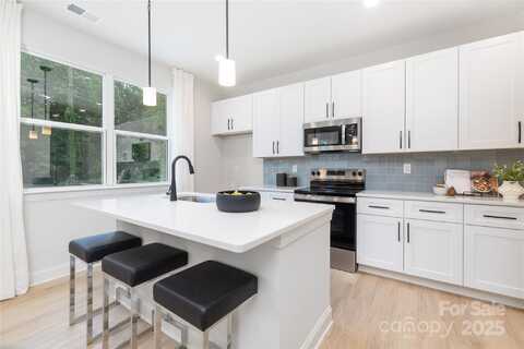 6331 Carver Boulevard, Charlotte, NC 28269