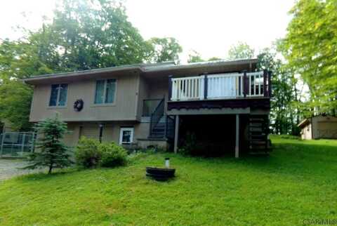 752 Peninsula Drive, Central City, PA 15926