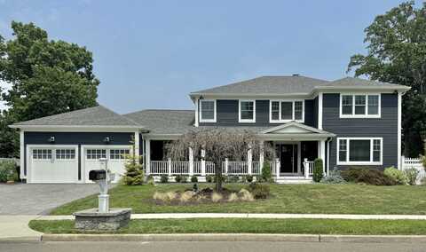 24 Founders Way, Milford, CT 06460