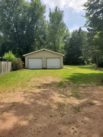 424 TESSERVILLE ROAD, Nekoosa, WI 54457