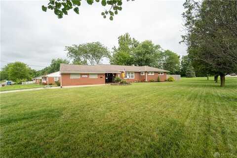 2541 Derr Road, Springfield, OH 45503