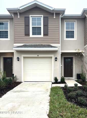 44 Bella Lago Circle, Port Orange, FL 32129