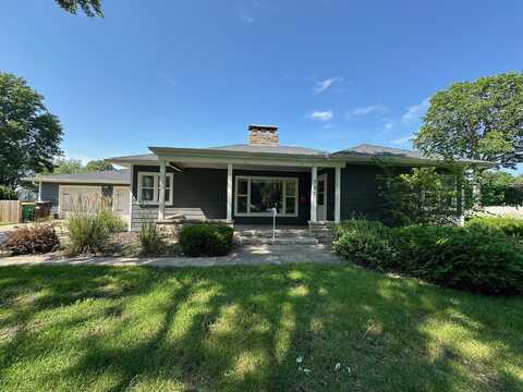 701 W Buchanan Street, Winterset, IA 50273