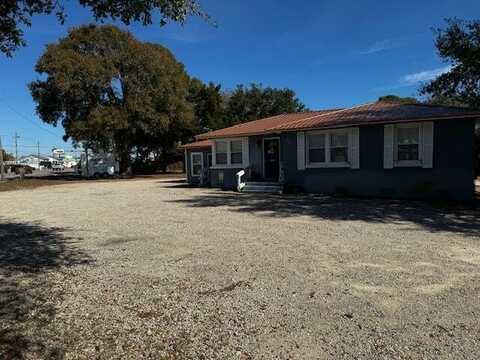 251 NE Eglin Parkway, Fort Walton Beach, FL 32547