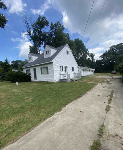 51916 Lakeland Road, Elkhart, IN 46514