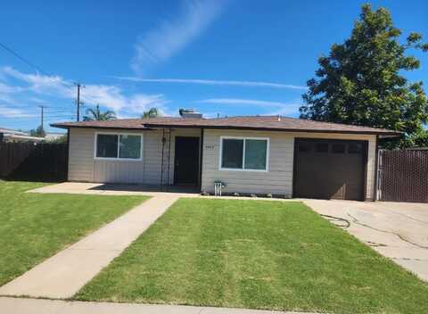 4423 Eugenia Avenue E, Fresno, CA 93725