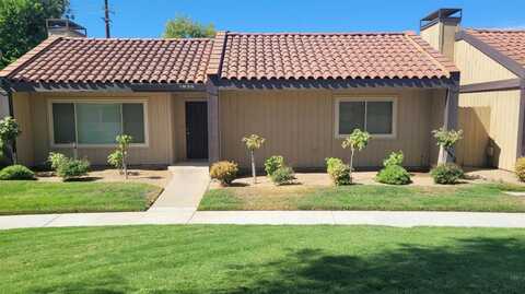 1835 Santa Ana Avenue W, Fresno, CA 93705