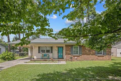 6314 Brettonwoods Drive, Hope Mills, NC 28348