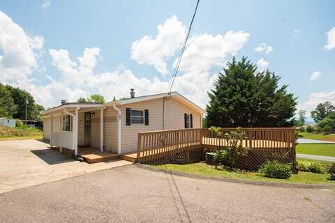 191 Lake Emory Rd, Franklin, NC 28734