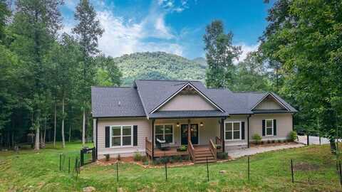 121 Rocky Branch Road, Franklin, NC 28734