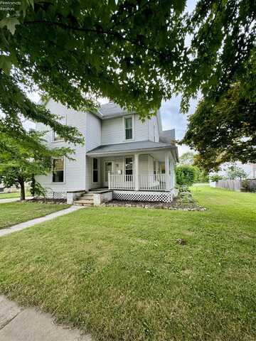 723 N UNION ST, Fostoria, OH 44830