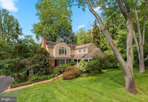 211 SPRUCE TREE ROAD, WAYNE, PA 19087