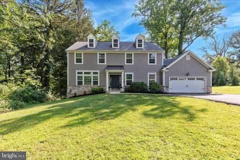 10 ROBINS LANE, BERWYN, PA 19312