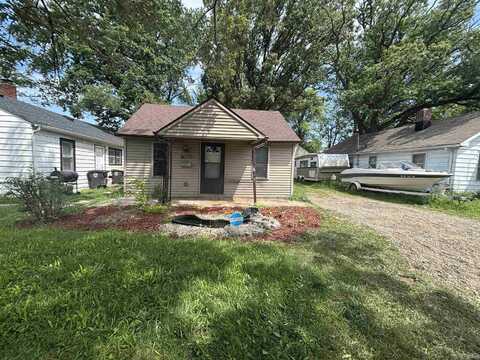 2033 Mckinnie Avenue, Fort Wayne, IN 46806