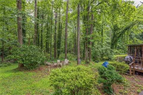 480 Pineburr Lane, Stone Mountain, GA 30087