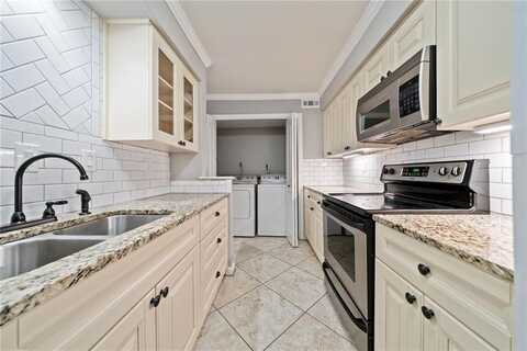 188 TRIUMPH Drive NW, Atlanta, GA 30327