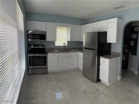 1171 Laurel Drive, North Fort Myers, FL 33917