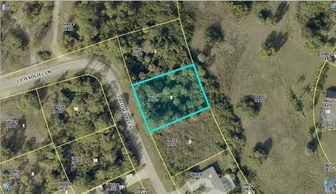 621/623 Creuset Avenue S, Lehigh Acres, FL 33974