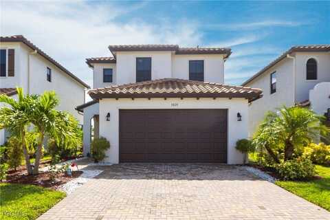 8820 Madrid Circle, Naples, FL 34104