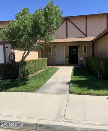 43920 Bobby Jones Drive, Lancaster, CA 93536