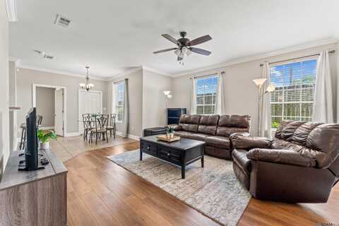 900 Dean Lee Dr, Baton Rouge, LA 70820