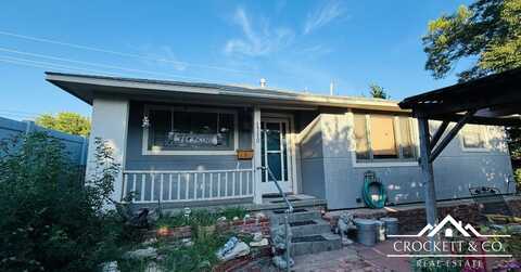 1710 5th Avenue, Dodge City, KS 67801