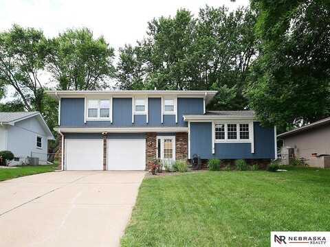 1282 Peterson Drive, Omaha, NE 68130