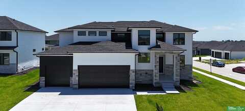 21143 Ellison Avenue, Elkhorn, NE 68022