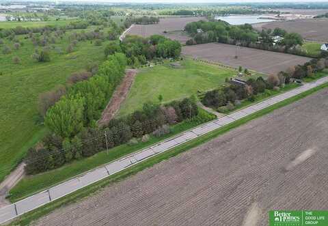 1512 E Stolley Park Road, Grand Island, NE 68801