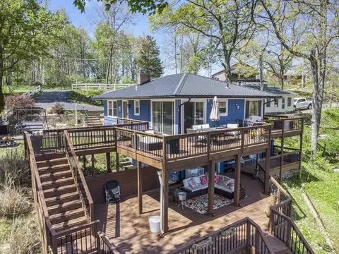13872 Fineview Bluff Drive, Battle Creek, MI 49017