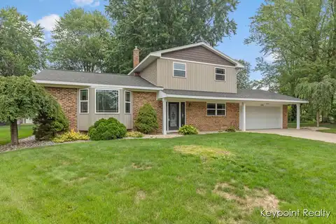 1715 Westwood Court, Jenison, MI 49428