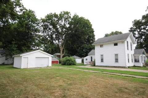 307 E State Street, Vicksburg, MI 49097