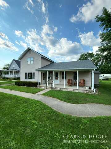 134 E Lincoln Street, Pewamo, MI 48873