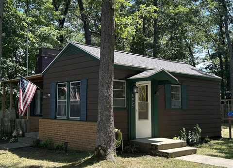 8027 W Hemlock Avenue, Baldwin, MI 49304