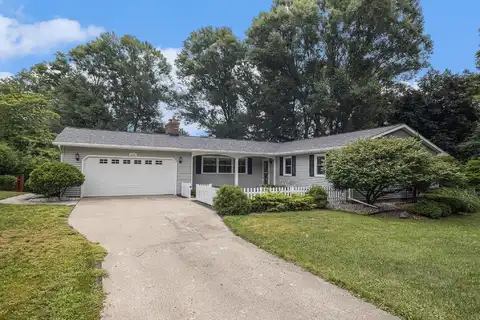 112 Fairway Drive, Battle Creek, MI 49015