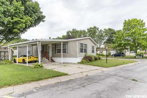 1153 W Glenlord Road, Saint Joseph, MI 49085