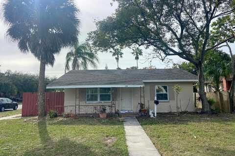 18Th, SAINT PETERSBURG, FL 33711